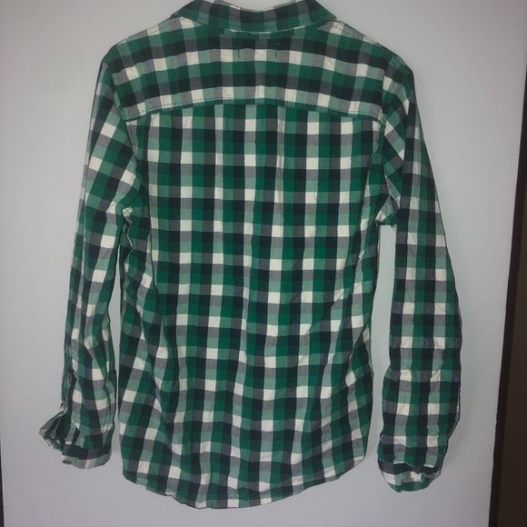 Long sleeve button down - Picture 2 of 3